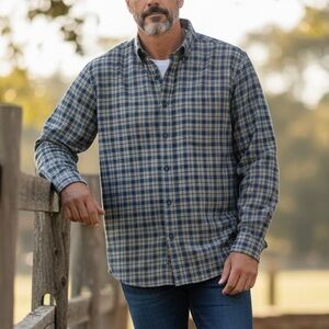 Van Heusen Men's Large  Blue Gray Plaid button down long sleeve classic Shirt